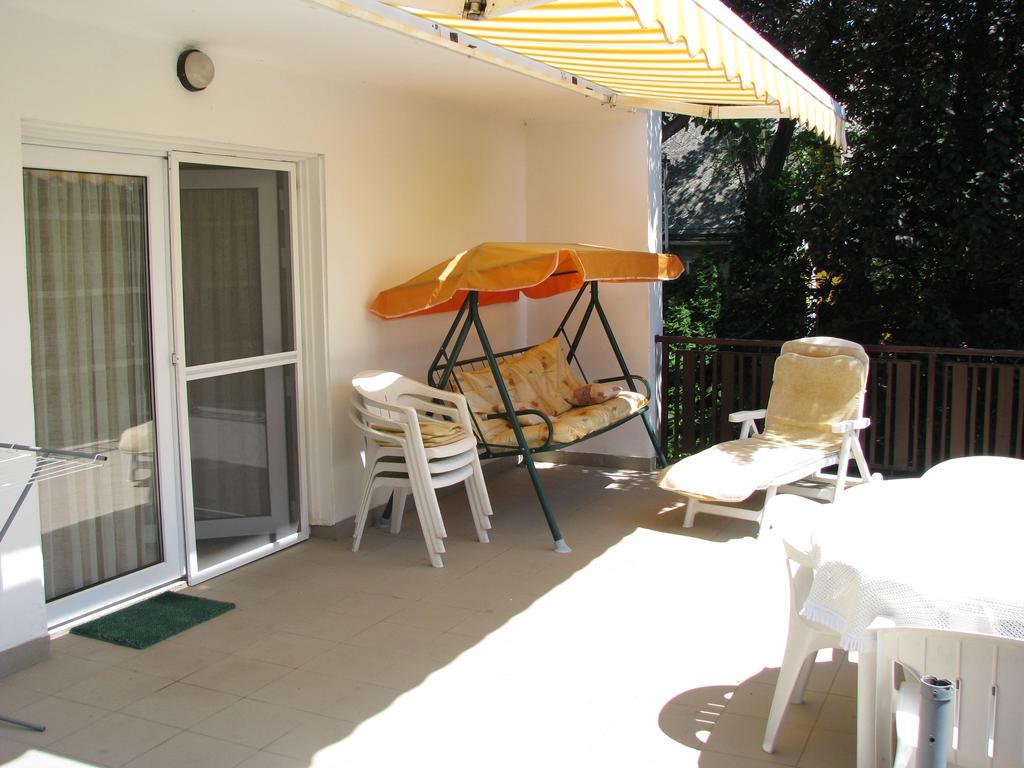 Villa Otto Nyaralo à Révfülöp Extérieur photo